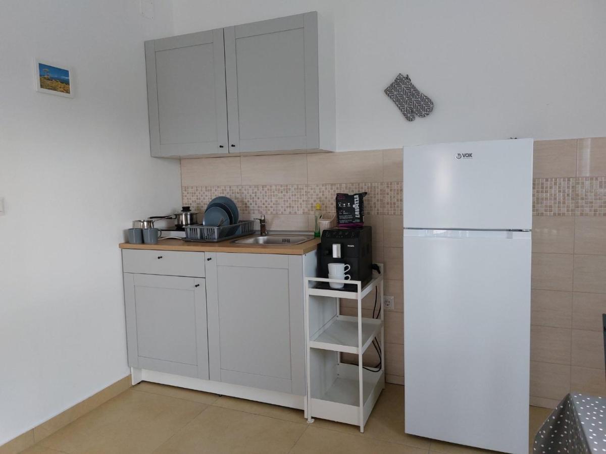 Apartmani Dejan Skradin Exterior photo